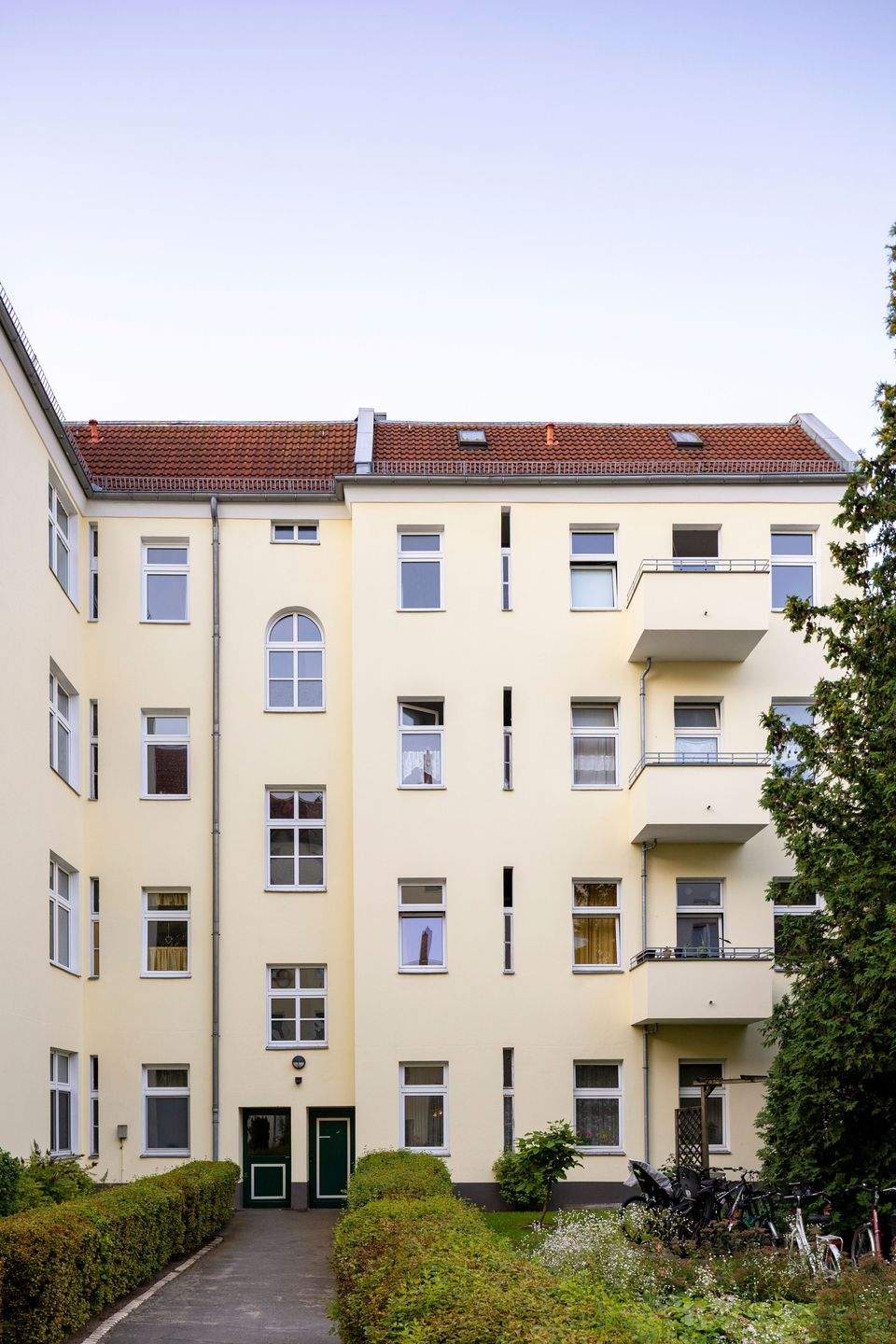 Thumbnail-Top-Investment im aufstrebenden Reinickendorf: Helle 2-Zimmer-Altbauwohnung mit Südbalkon! vermietet