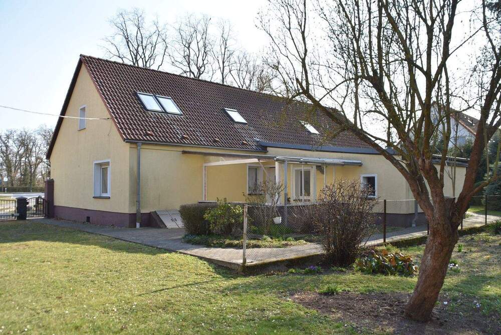 Thumbnail-Glückstreffer! Komplett Modernisiertes Landhaus (EFHZFH) auf großem Grundstück