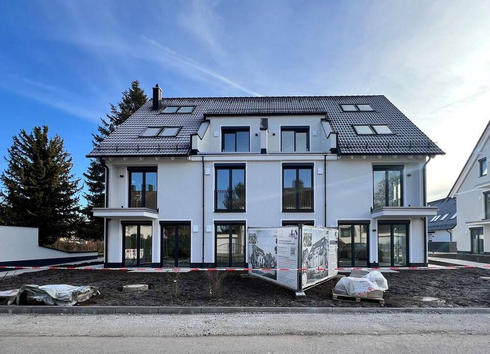 Thumbnail-Bald bezugsfertig! Sonnige NEUBAU-3-Zimmer-Obergeschosswohnung mit 2 sonnigen Balkonen