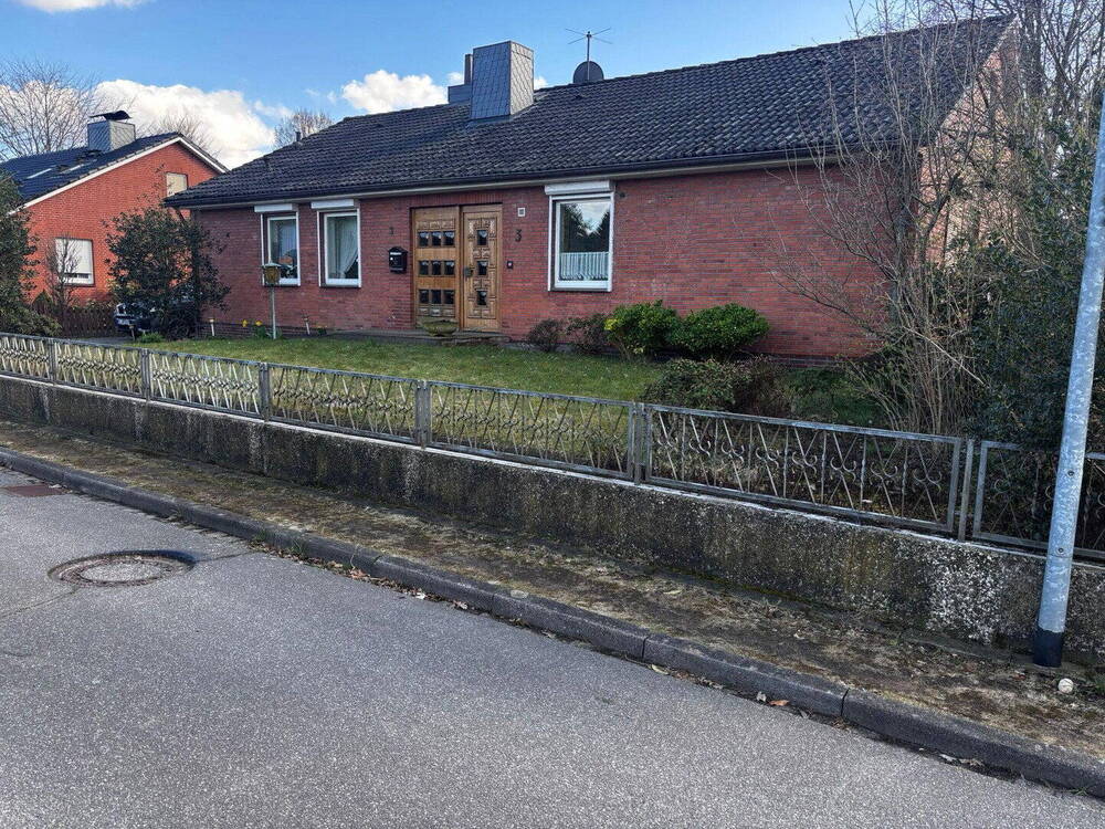 Thumbnail-Großes Einfamilienhaus am Sachenwald