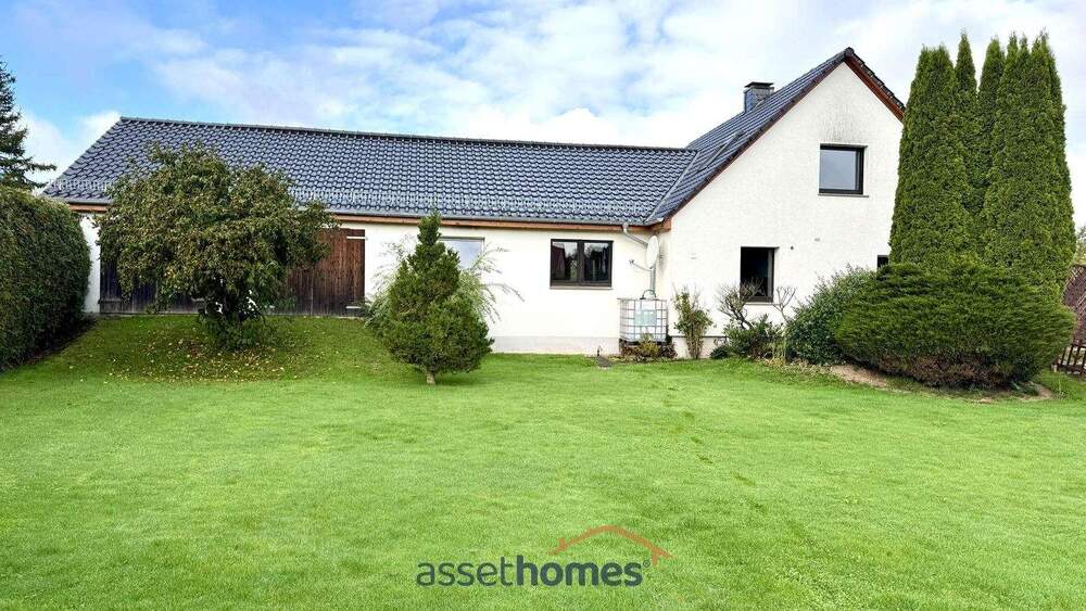 Thumbnail-Einfamilienhaus mit Werkstatthalle in Lügde-Rischenau