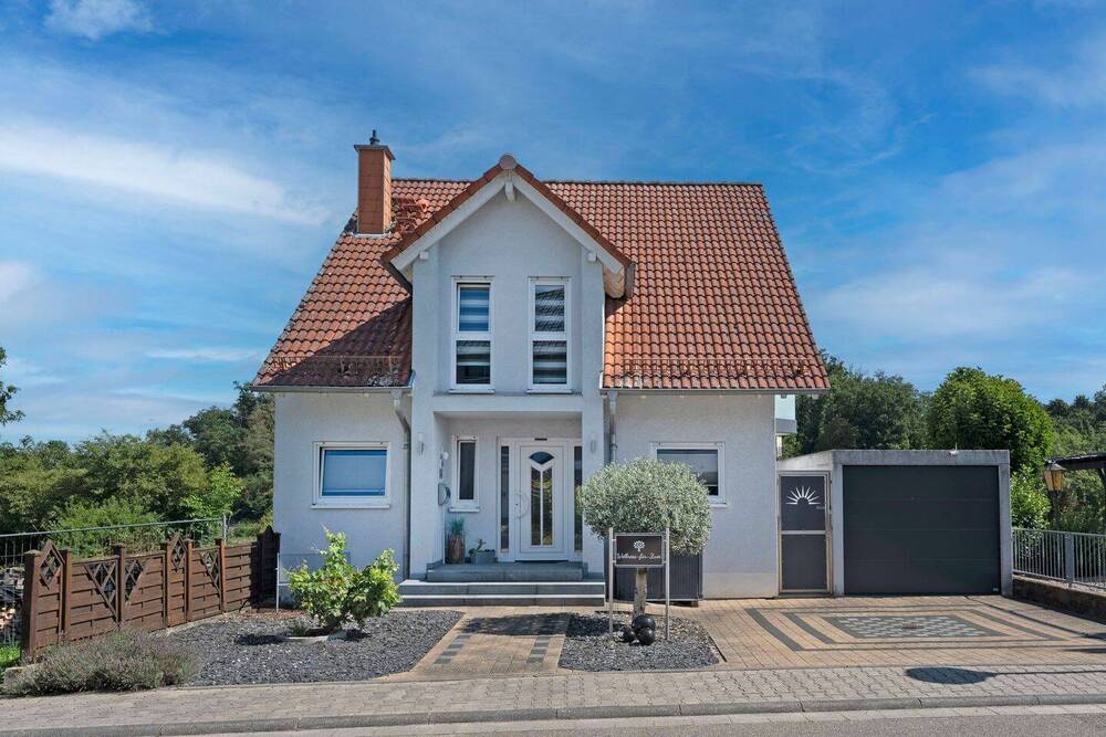 Hausansicht Straßenseite