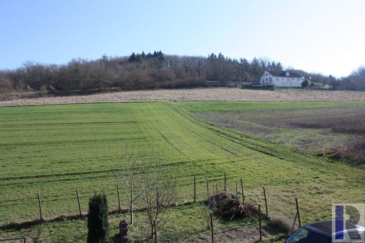 Thumbnail-Attraktive und geräumige Eigentumswohnung mit Balkon
