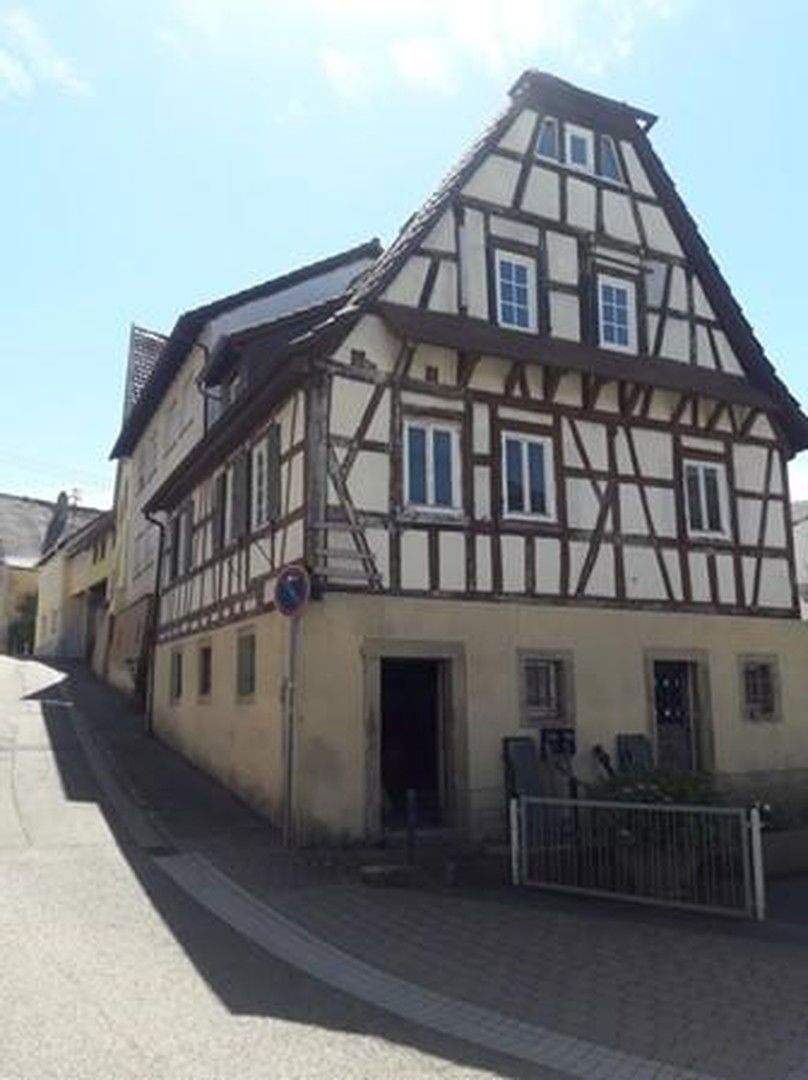 Thumbnail-Denkmalgeschütztes Wohnhaus in Sinsheim-Hoffenheim im Gebotsverfahren, provisionsfrei