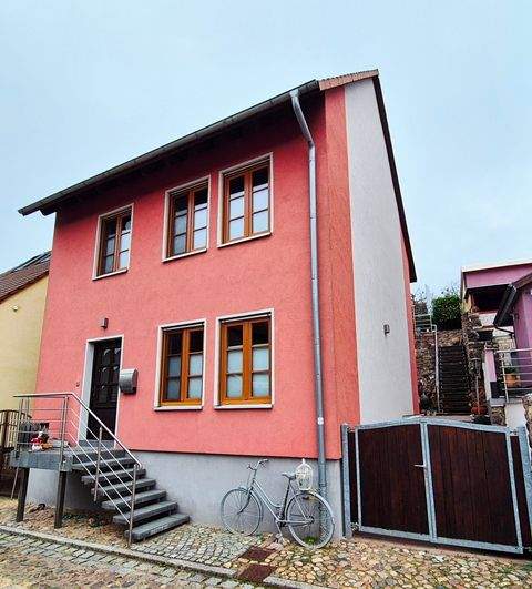 Thumbnail-Traumhaftes Einfamilienhaus mit Blick auf Burg und Kirche