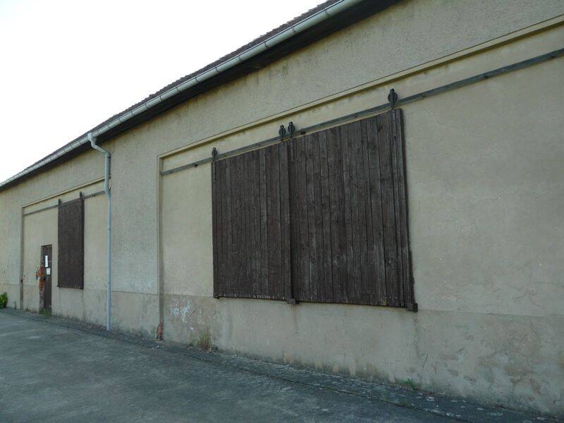 Thumbnail-Außenstellfläche - Kaltbereich 50 m² und Innenfläche (Kaltbereich) 78,5 m² für Stückgut bis Wohnwagen PKW u.a.
