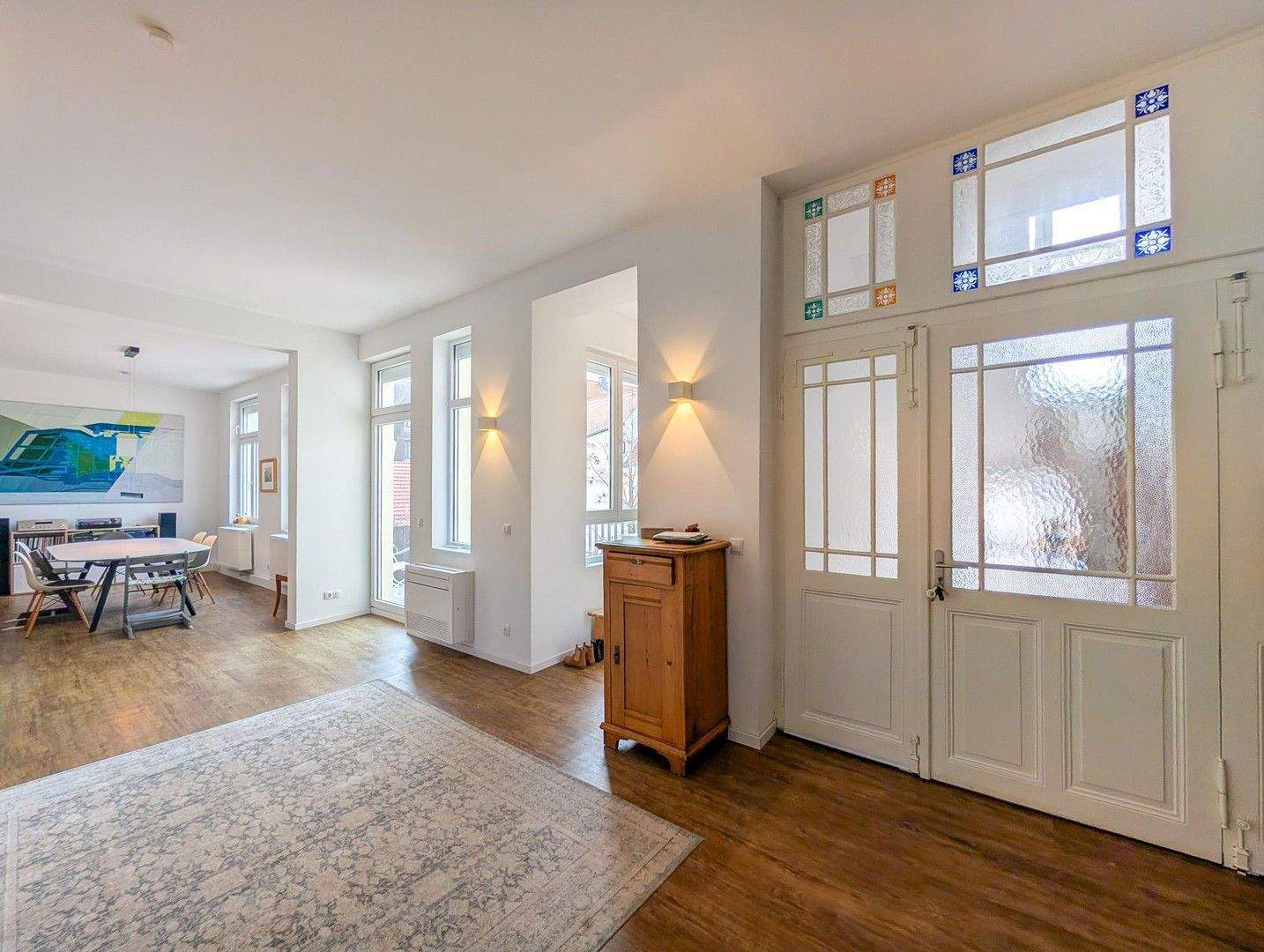 Thumbnail-Große lichtdurchflutete Altbauwohnung im Herzen der Altstadt