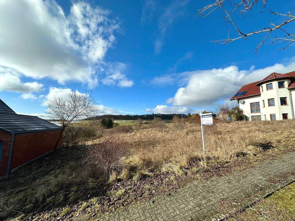 Thumbnail-Grundstücksrarität in exklusiver Feldrandlage