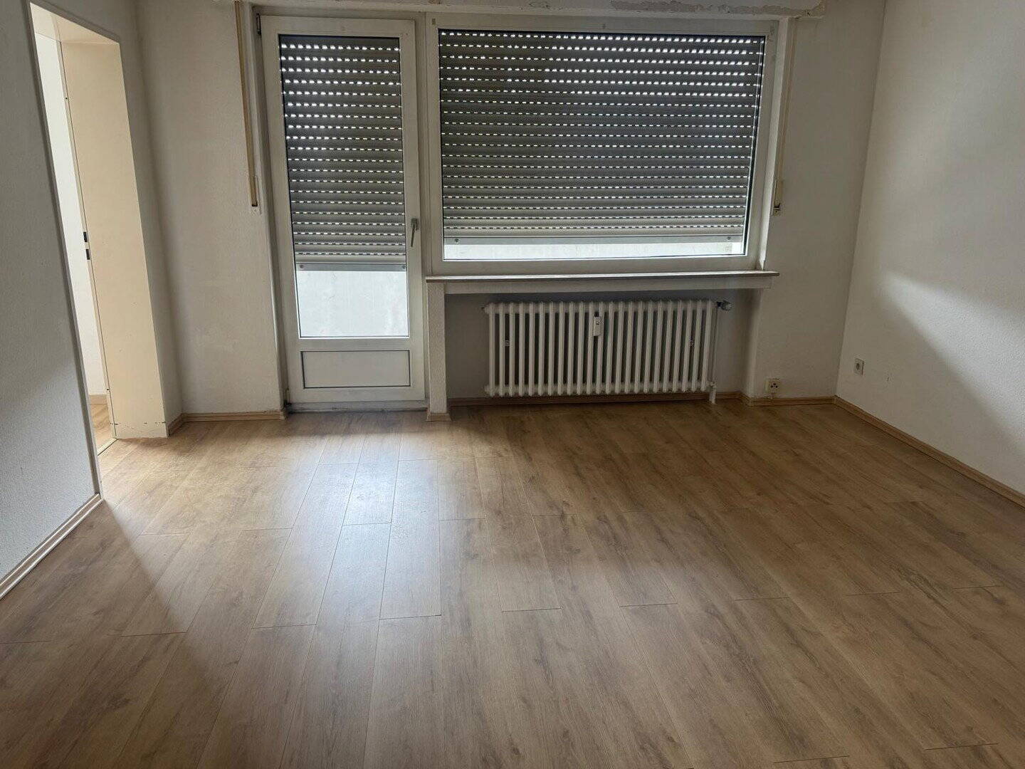 Thumbnail-Helles Single-Appartement mit Balkon