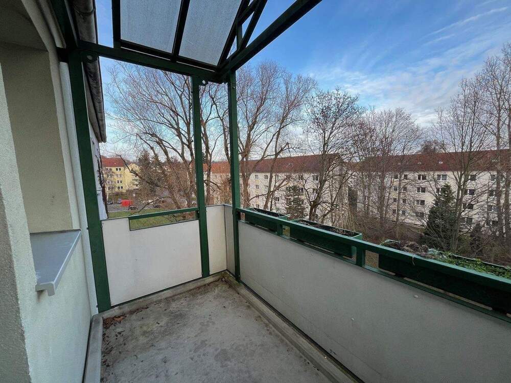 Thumbnail-Entspannen Sie mal...hier kommt die neue mit Balkon.. ..helle, moderne 3 Zimmer-Wohnung mit Einbauküche . sofort einzugsfertig