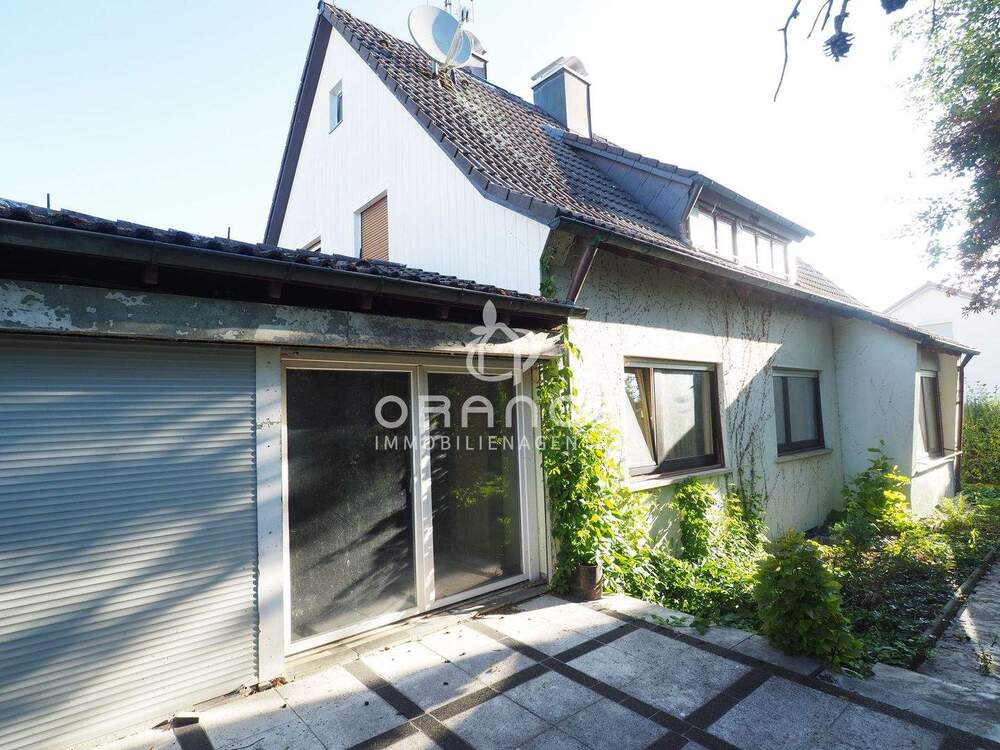 Thumbnail-*** Wohnen & Arbeiten kombinieren: Einfamilienhaus mit Praxisanbau und Gartenpool ***