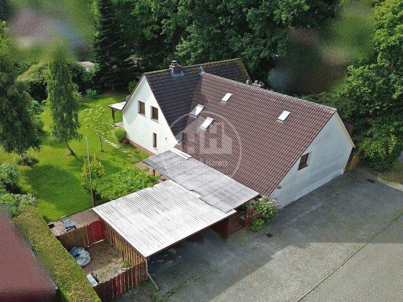 Thumbnail-Einfamilienhaus mit Einliegerwohnung in zentraler Lage