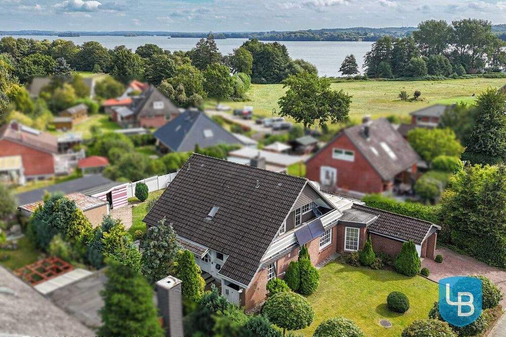 Thumbnail-Vielseitiges Generationenhaus nahe dem Großen Plöner See