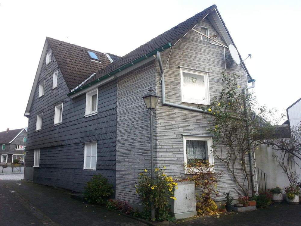 Thumbnail-Fachwerkhaus mit Wohnung und Ladenlokal in Leichlingen-Witzhelden