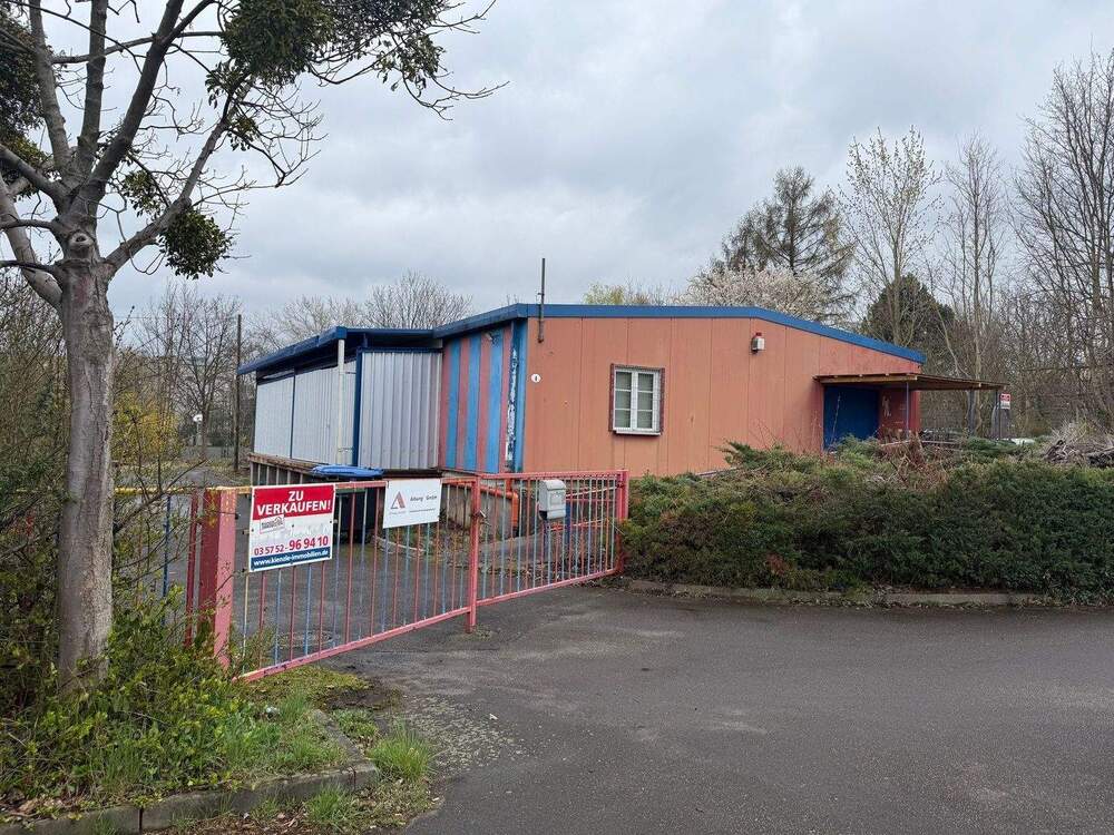 Thumbnail-Mehrzweckhalle in Dresden-Strehlen - Vielseitig nutzbar für Gewerbe