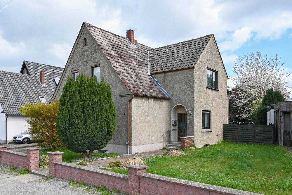 Thumbnail-Verwirklichen Sie Ihren Wohntraum - Einfamilienhaus mit Potenzial sucht neue Eigentümer