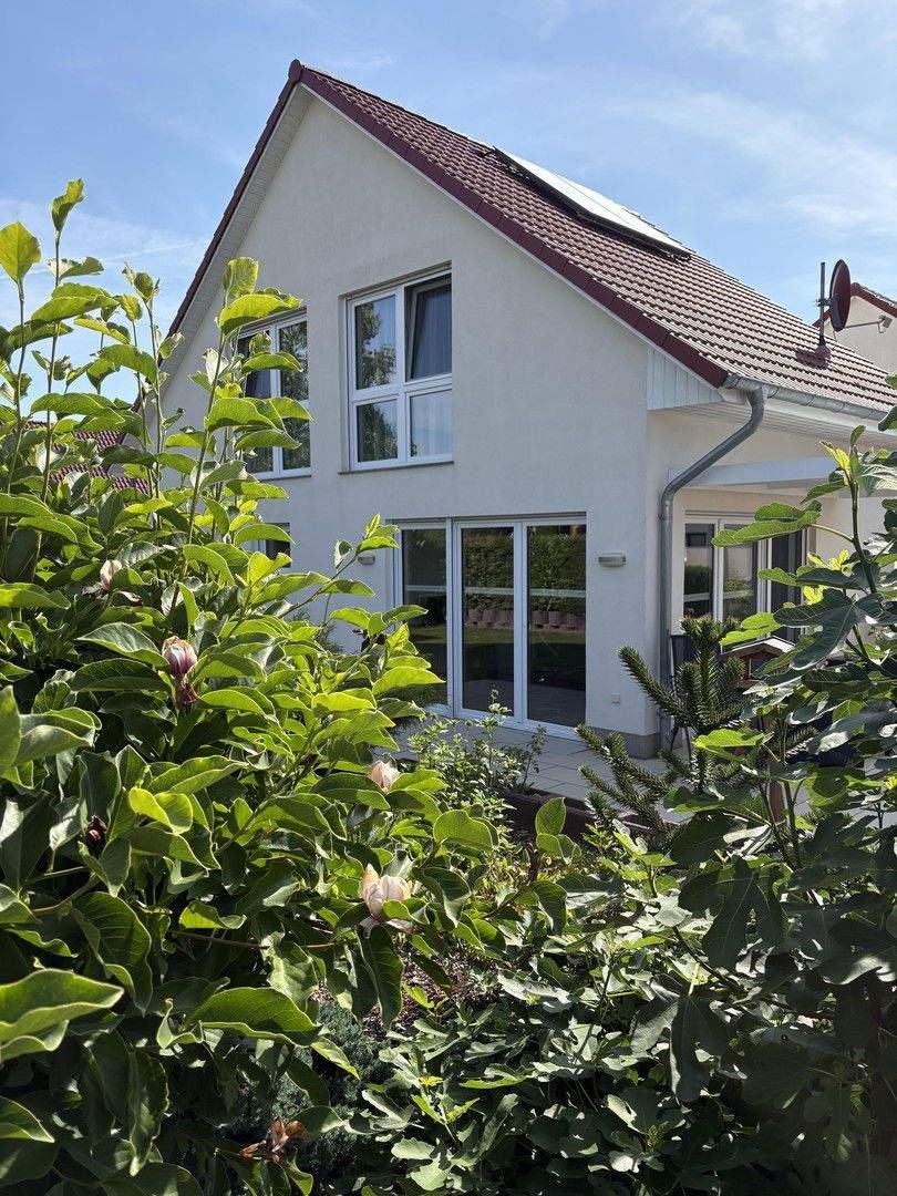 Thumbnail-Zwei Einfamilienhäuser auf einem Grundstück in Waren(Müritz)