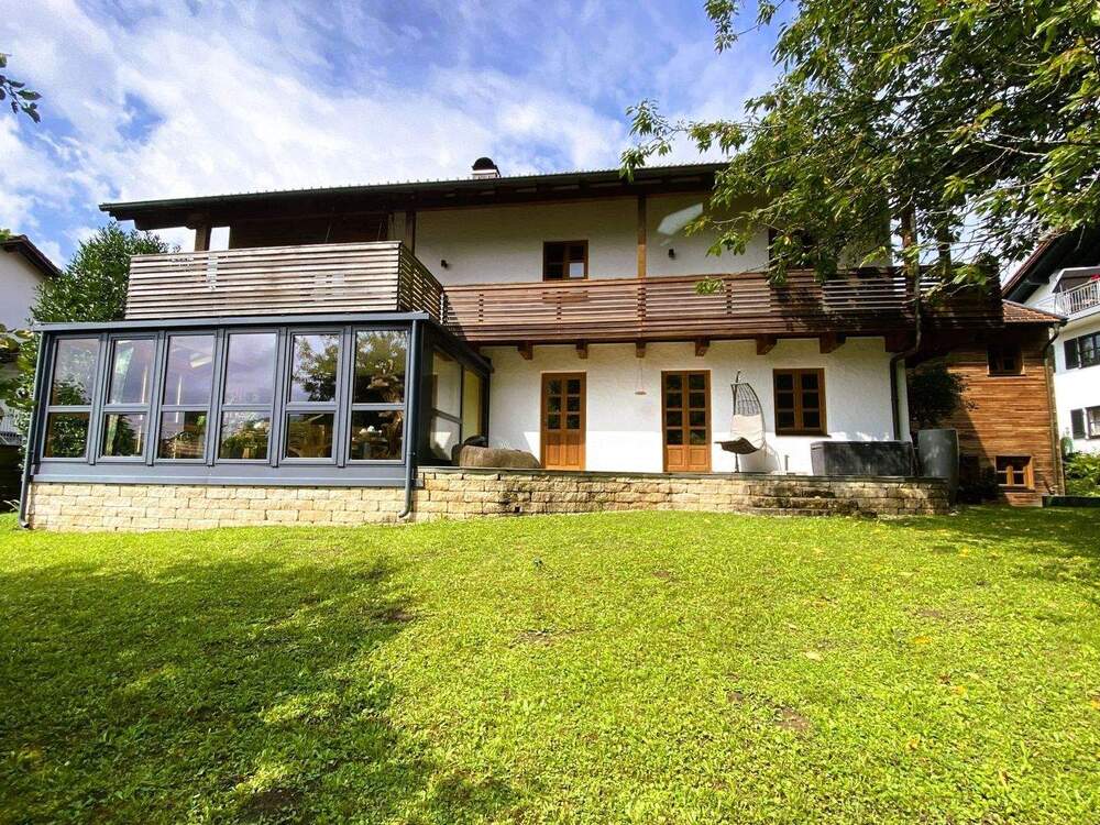 Thumbnail-***Einzigartiges Wohnhaus in begehrter Höhenlage von Deggendorf***