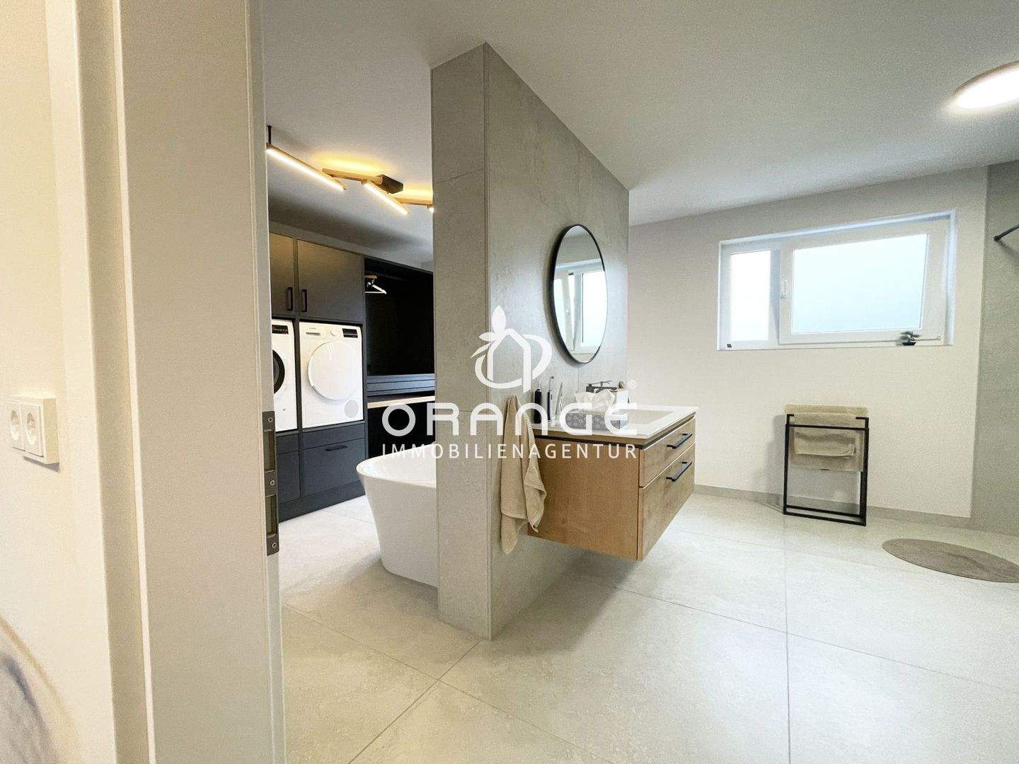 Thumbnail-***Neu, hochwertig, modern - hier sind Sie richtig!***