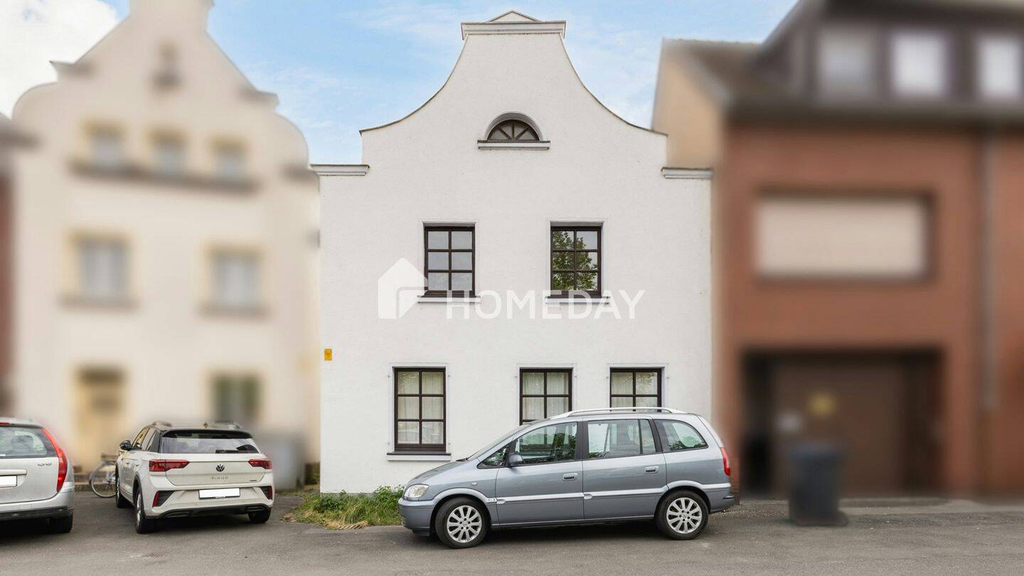 Thumbnail-Raumwunder in Düsseldorf-Hamm: Gepflegtes EFH mit idyllischem Garten und vielseitigem Nebenhaus