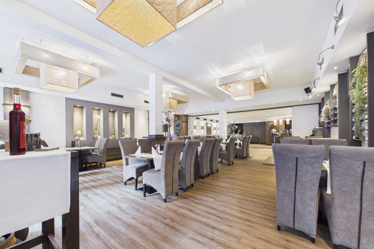 Thumbnail-Gastronomie-Juwel mit Beherbergungskonzept: 647 m² Potenzial in bester Kerngebietslage