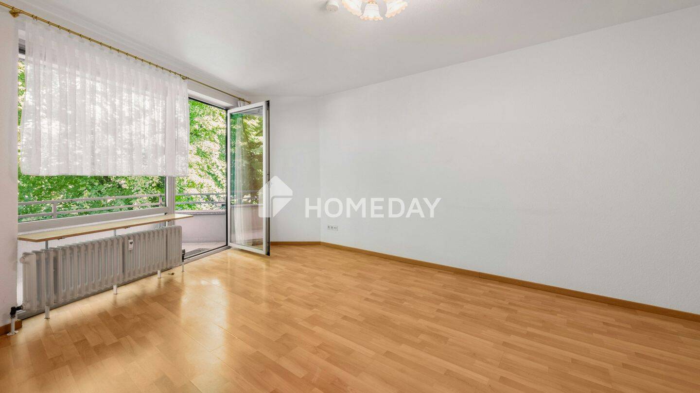 Thumbnail-Bezugsfreie 2-Zimmer-Wohnung mit Balkon, Pool und Sauna in Düsseldorf