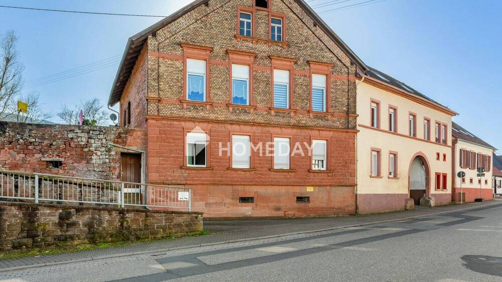 Thumbnail-Investmentchance in Annweiler: 6 vermietete Wohnungen und weiterem Baupotenzial