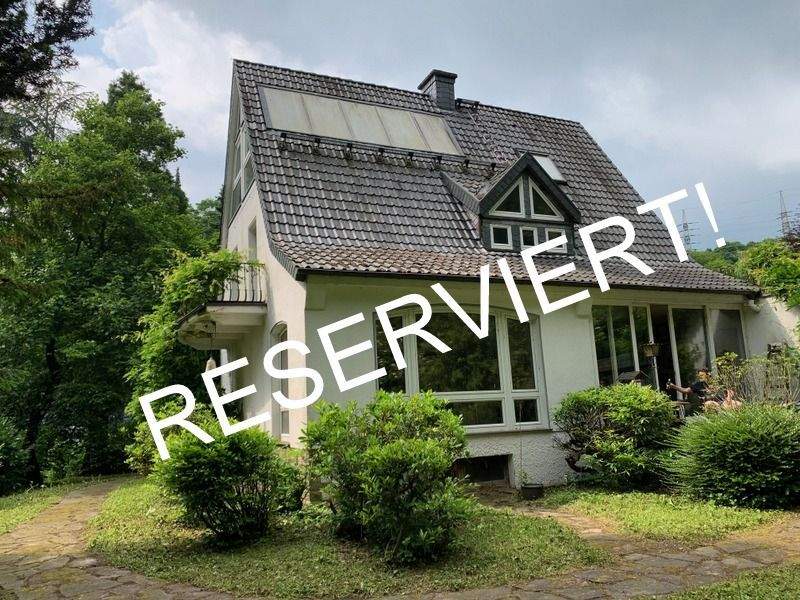 Thumbnail-- IHRE GELEGENHEIT IN HERDECKE - Freistehendes Einfamilienhaus auf einem parkähnlichen Grundstück mit Swimmingpool -