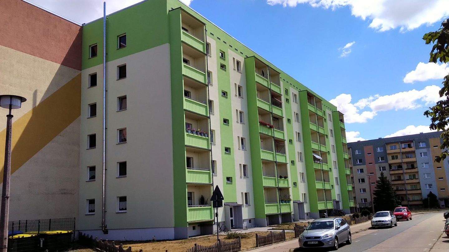 Thumbnail-Große 4 Zimmerwohnung mit Einbauküche ab sofort zu vermieten!