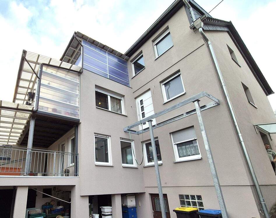 Thumbnail-Umfangreich renoviertes Objekt in bevorzugter Lage, Preis gesenkt