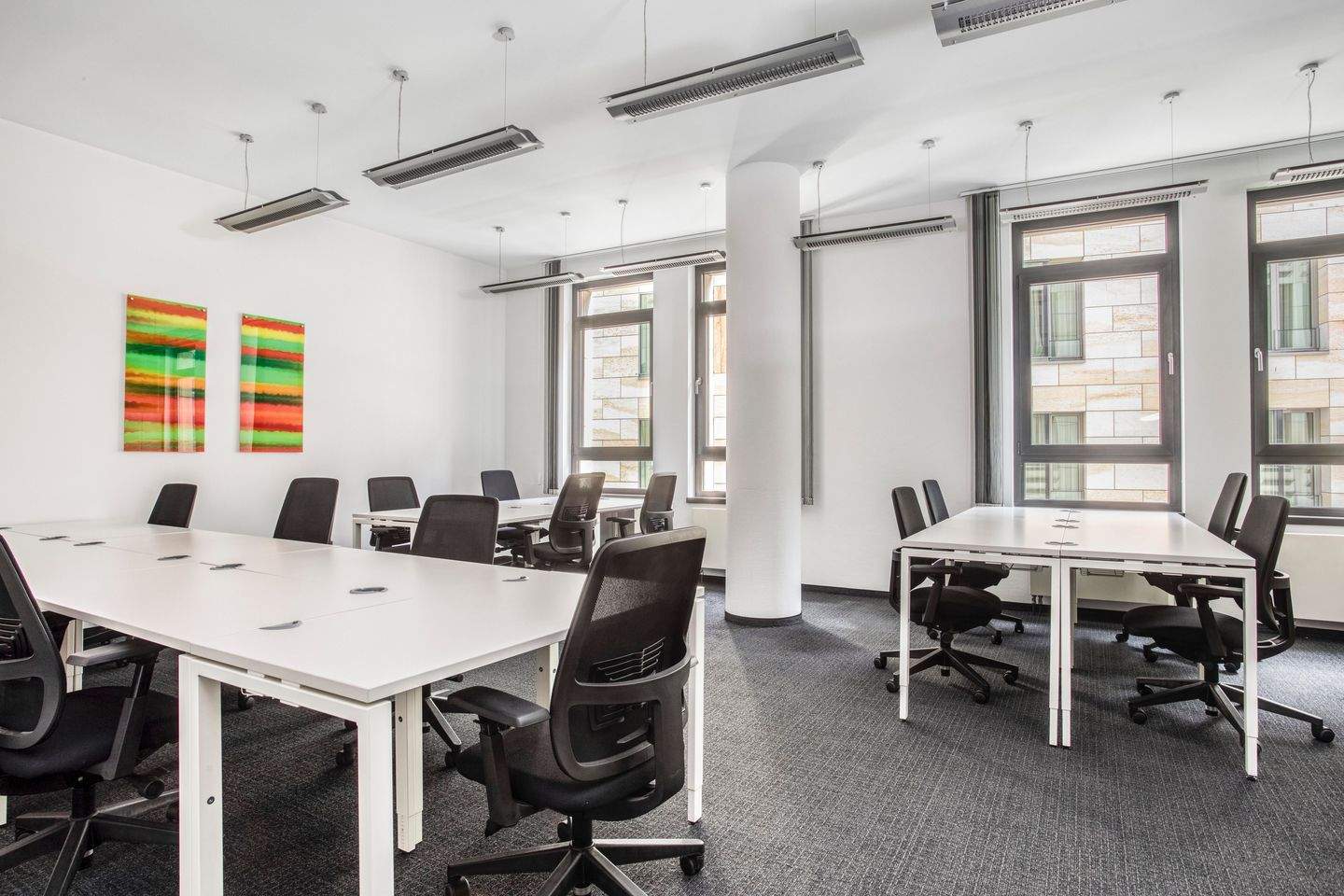 Thumbnail-Coworking-Bereich in Regus Altmarkt