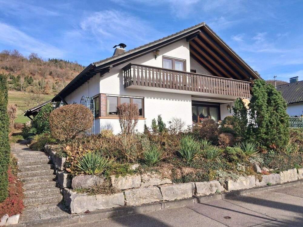 Thumbnail-!! Provisionsfrei !! Freistehendes Haus in traumhafter Südhanglage und Weitblick