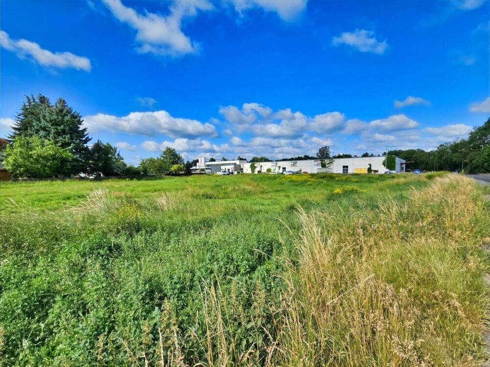 Thumbnail-Vielseitiges Gewerbegrundstück in Top-Lage - 4.000 m² für große Ideen