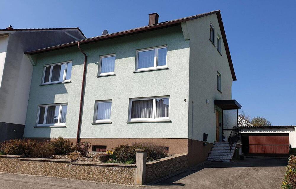 Straßenansicht