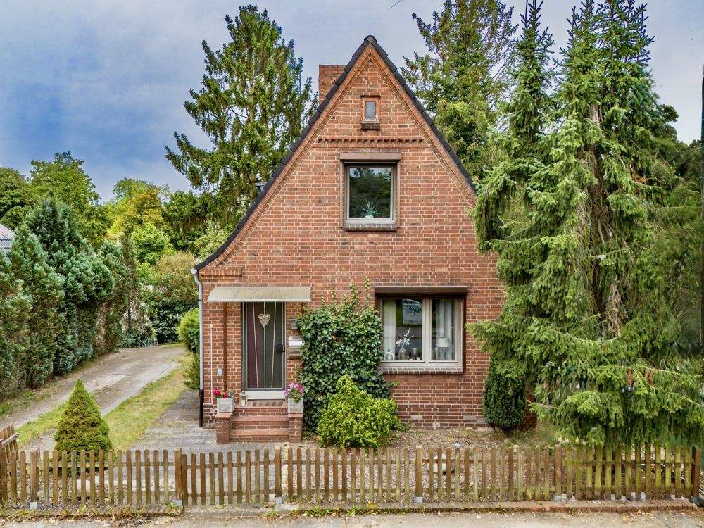 Thumbnail-Charmantes Einfamilienhaus mit großem Garten in der Billwerder Straße