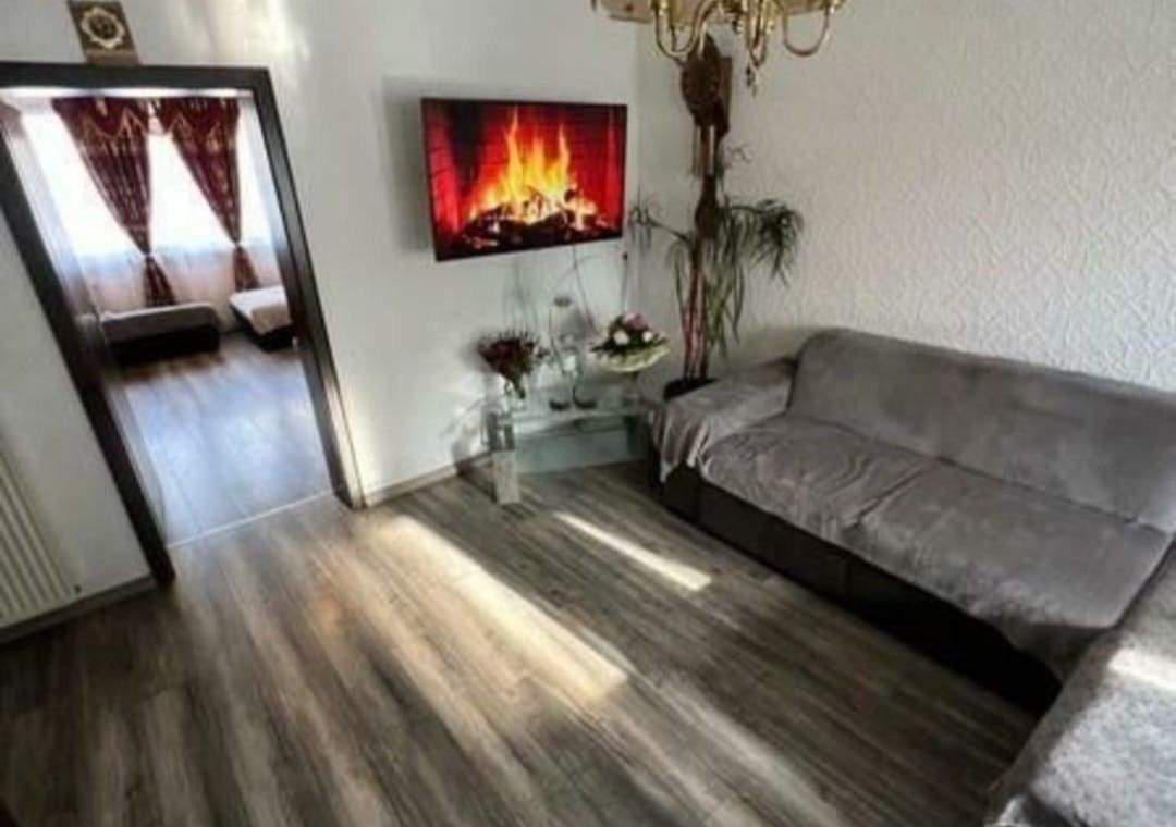 Thumbnail-Leerstehendes 3-Familienhaus in Seitenstrasse von Völklingen-OT zu verkaufen