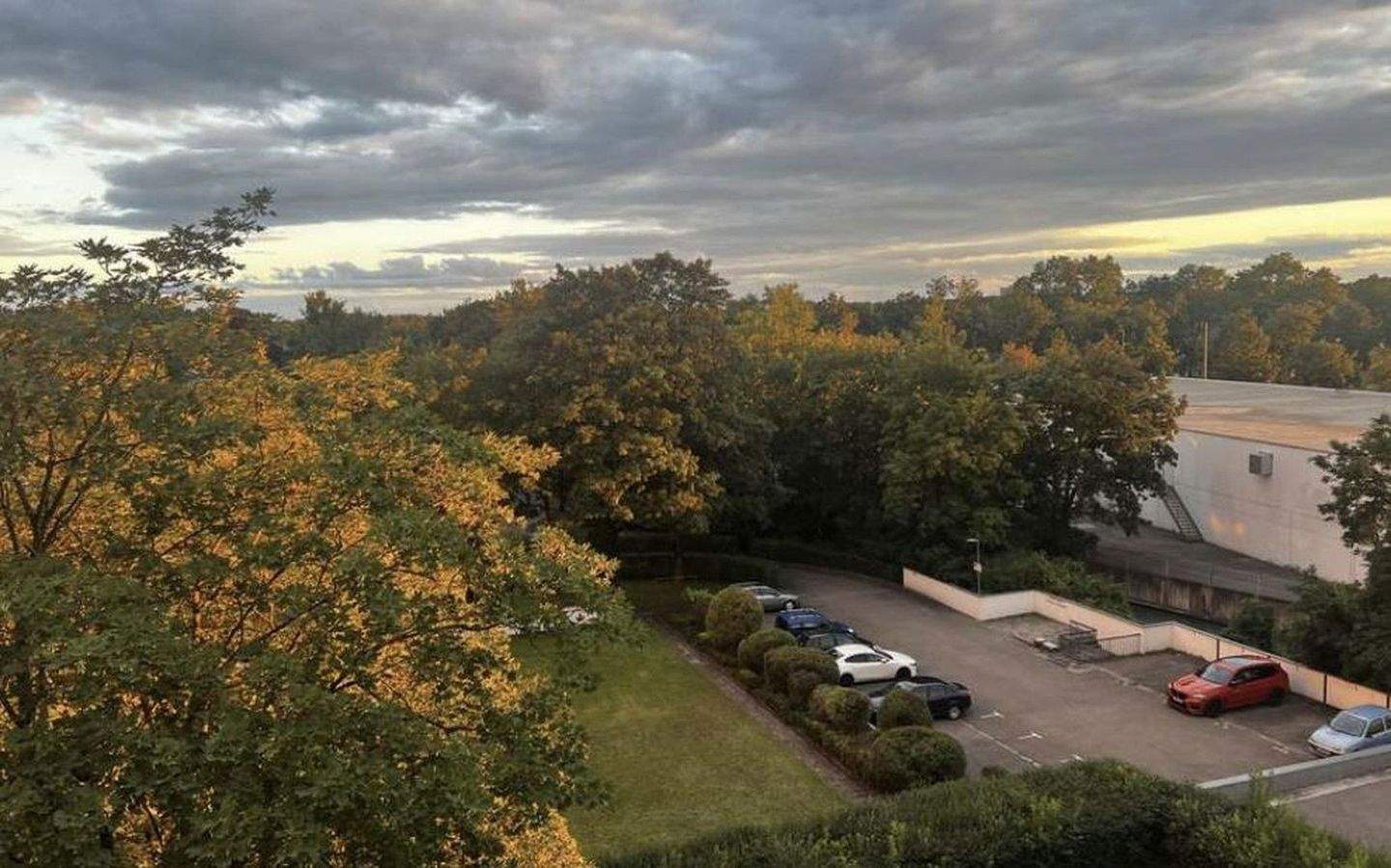 Thumbnail-Herrenbach-Spickel: gut geschnittene 3 Zimmer-Wohnung mit Fernblick in guter Lage. Provisionsfrei!