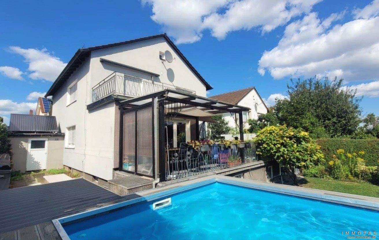 Thumbnail-Vielseitiges Zweifamilienhaus mit viel Platz für die ganze Familie, auch mit mehreren Generationen