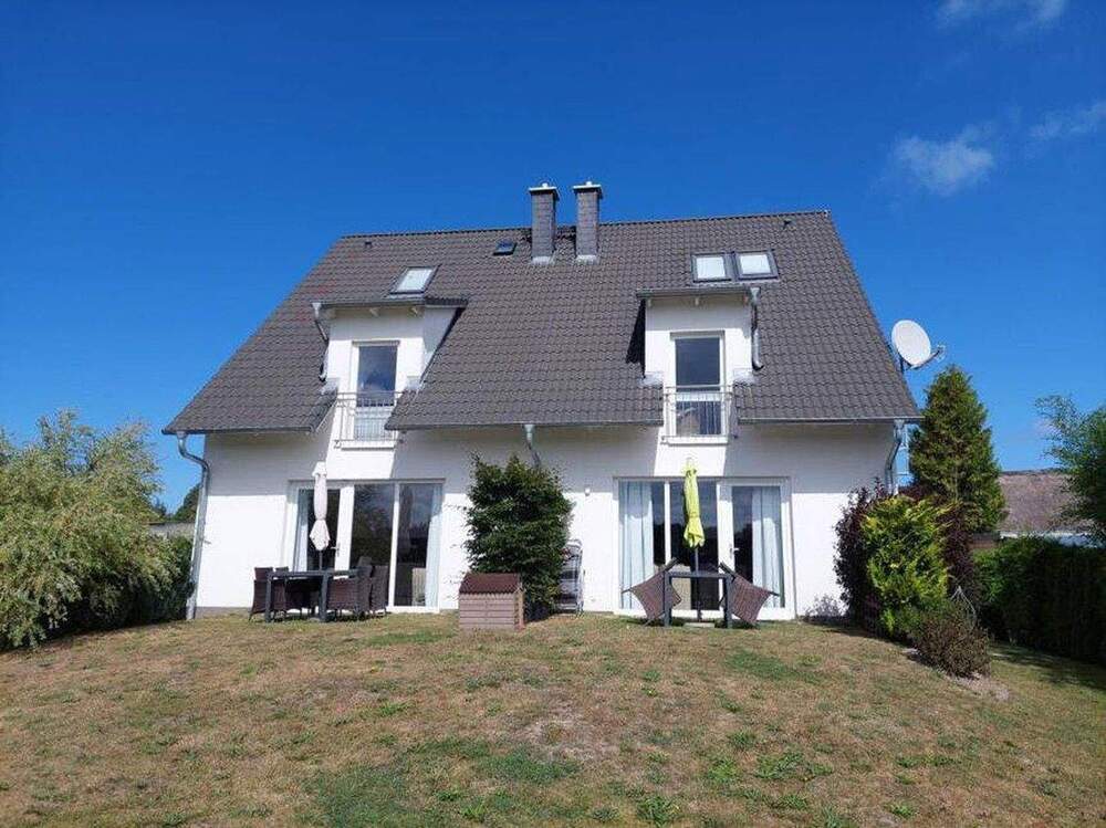 Thumbnail-300m zum Strand und Grundstücksgrenze zum Landschaftsschutzgebiet