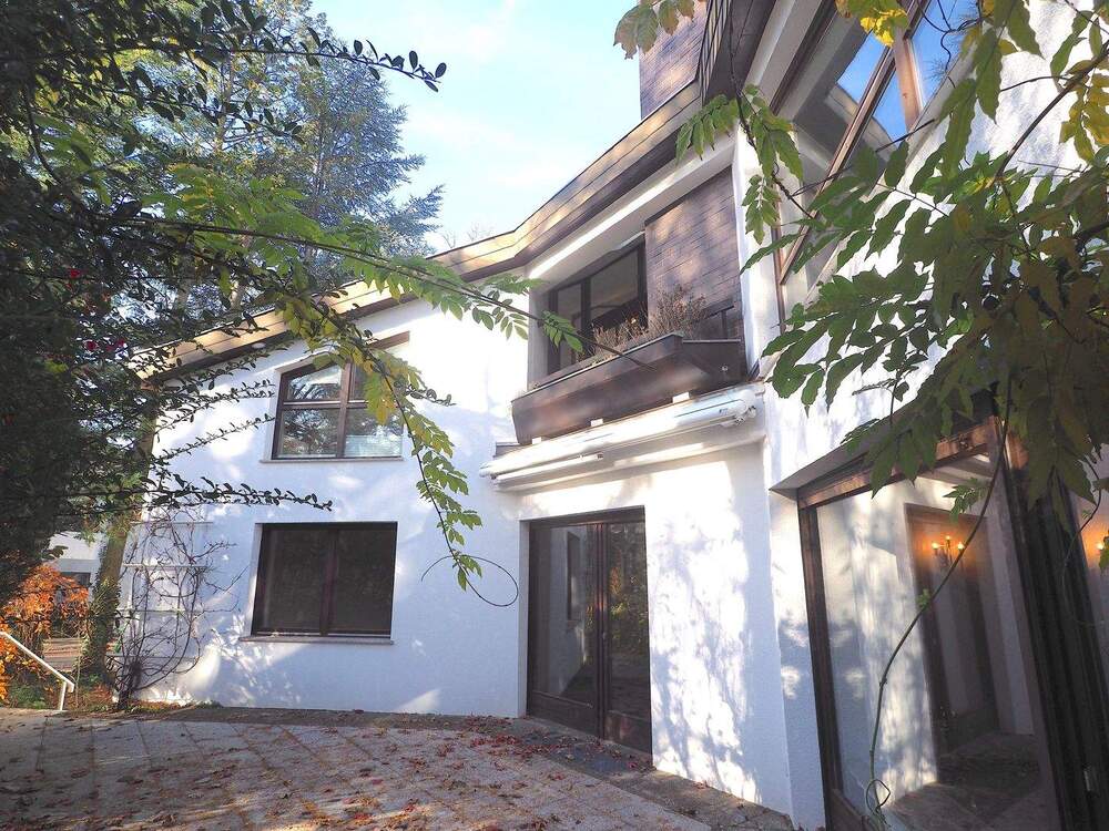 Thumbnail-Architektonisches Highlight: Wohnen u. Arbeiten unter einem Dach in getrennten Einheiten, hell u. mit außergewöhnlichem Grundriss!