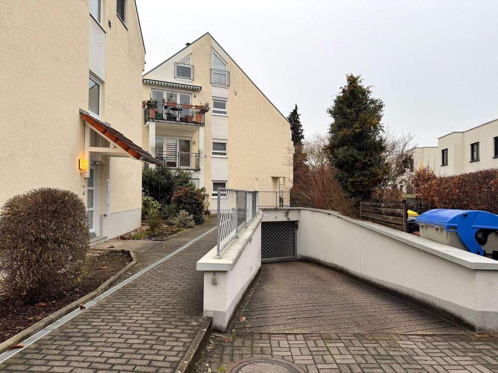 Thumbnail-Großzügige 4-Zimmer-Wohnung mit Terrasse und Garten in Mannheim-Friedrichsfeld