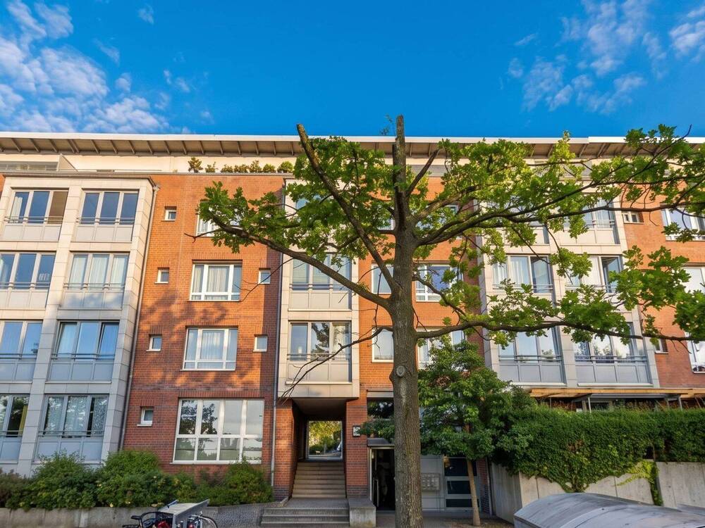 Thumbnail-In Renovierung: Familiengerechte 3-Zimmer-Wohnung mit Wintergarten in Hannover
