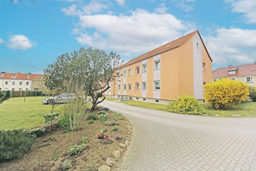 Thumbnail-hochwertig ausgestattete 3-Zimmer Eigentumswohnung inkl. Einbauküche und Stellplatz in Roßlau