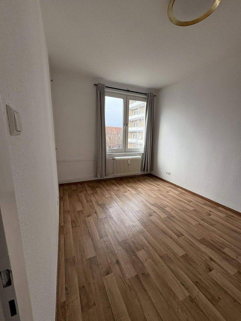 Thumbnail-Helle 3-Zimmer-Wohnung mit Balkon in Hannover - Südstadt