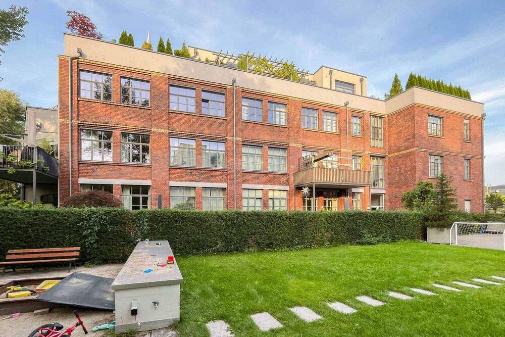 Thumbnail-Penthouse-Feeling pur: Stillvolle Maisonette mit wundervoller Aussicht am Karl-Heine-Kanal