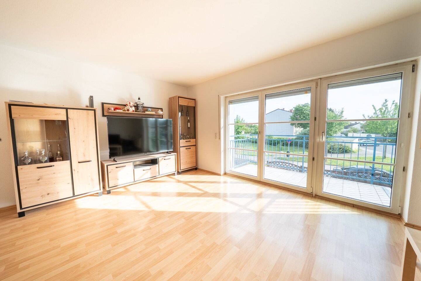 Thumbnail-Moderne 2-ZKB mit Balkon, EBK & Stellplatz in kleinem Wohnhaus