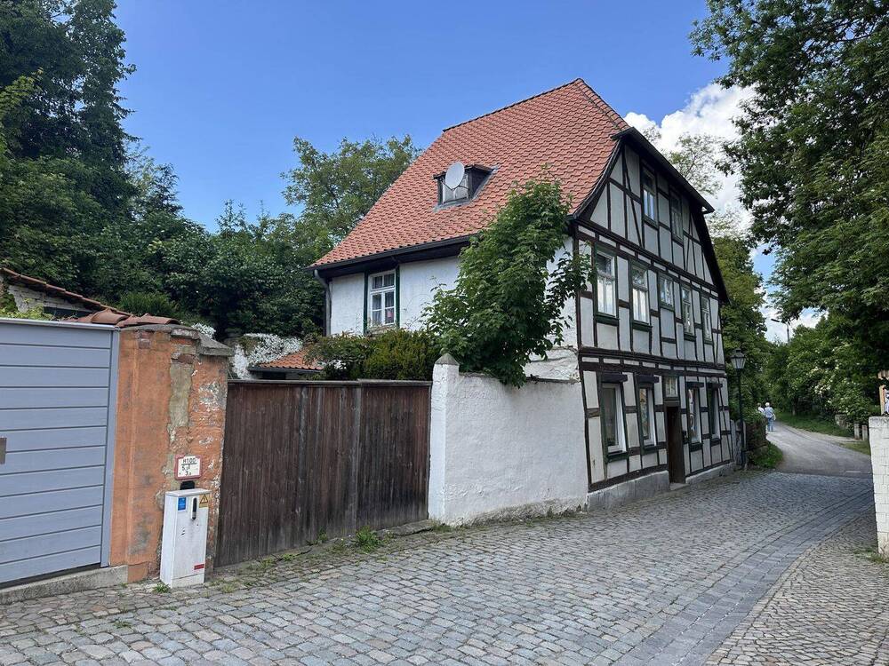 Thumbnail-Historisches Fachwerkhaus mit Innenhof, Garage & Werkstatt - ca. 1600