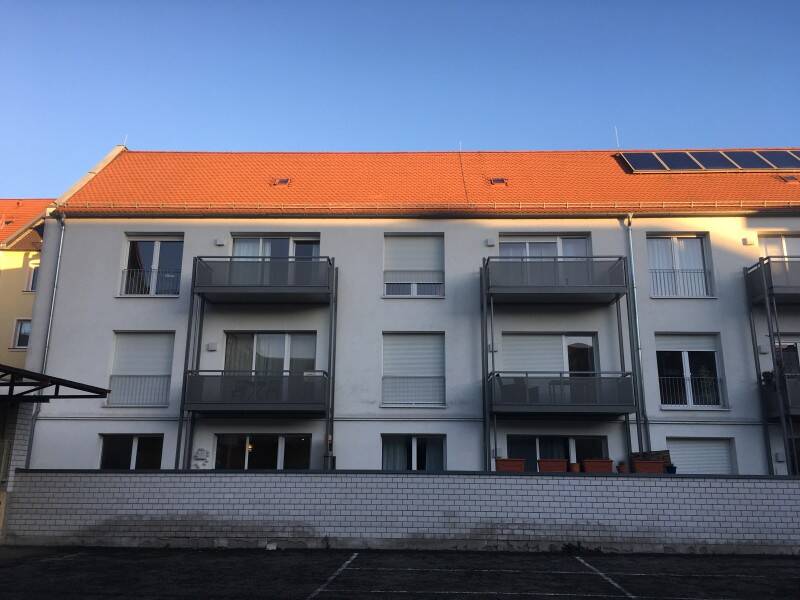 Thumbnail-Helle und großzügige 2 Zimmerwohnung EG - Süd-Terrasse - Einbauküche