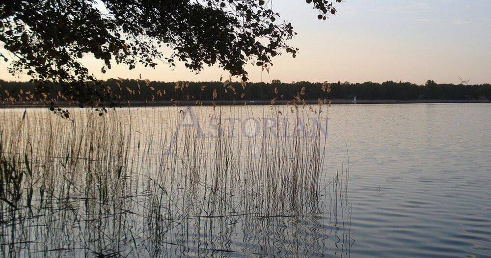 Thumbnail-Baugrundstück für den idealen Familienwohnsitz in Wassernähe