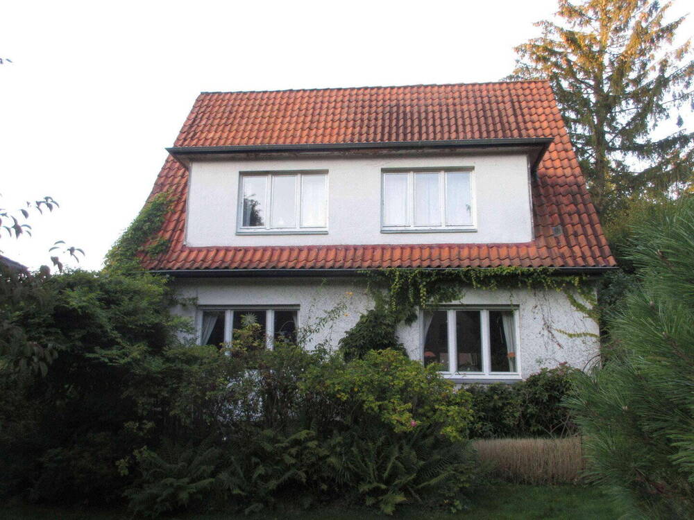 Thumbnail-Einfamilienhaus in Hamburg Volksdorf zu vermieten